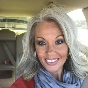 Meet your Posher, Denise